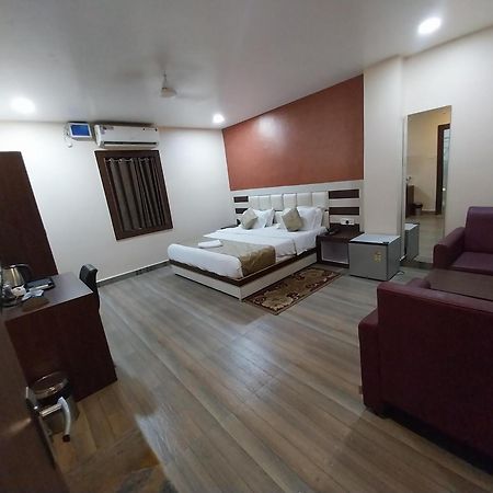 Hotel Paradise Convention Bhubaneswar Eksteriør bilde