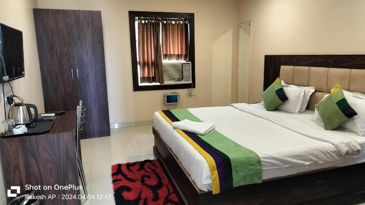 Hotel Paradise Convention Bhubaneswar Eksteriør bilde