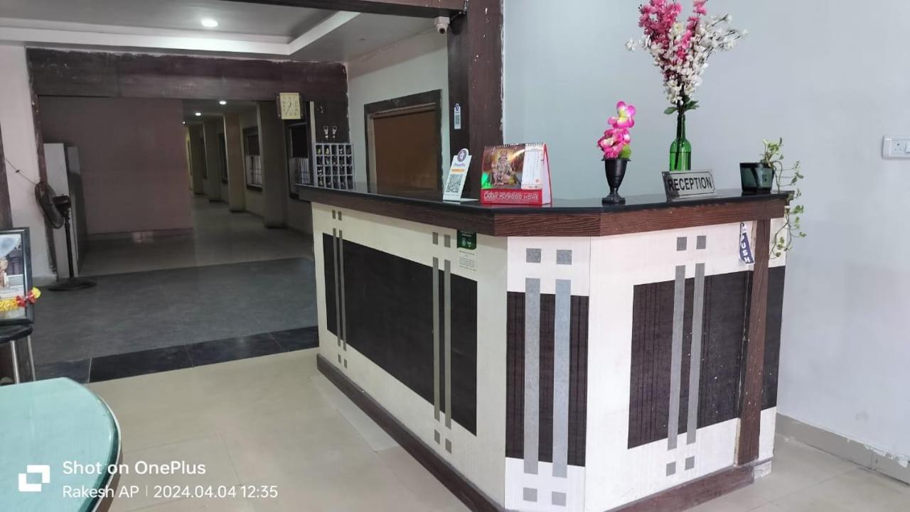 Hotel Paradise Convention Bhubaneswar Eksteriør bilde